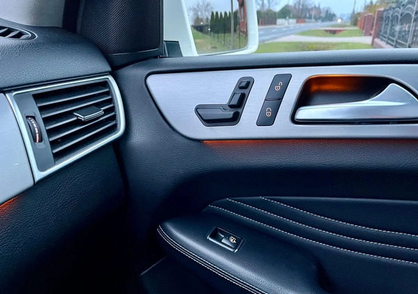 Mercedes-Benz ML cena 75000 przebieg: 185500, rok produkcji 2011 z Turek małe 352